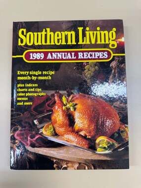 Southern Living 1989 Annual Recipes Vintage Hardcover Cookbook Oxmoor House